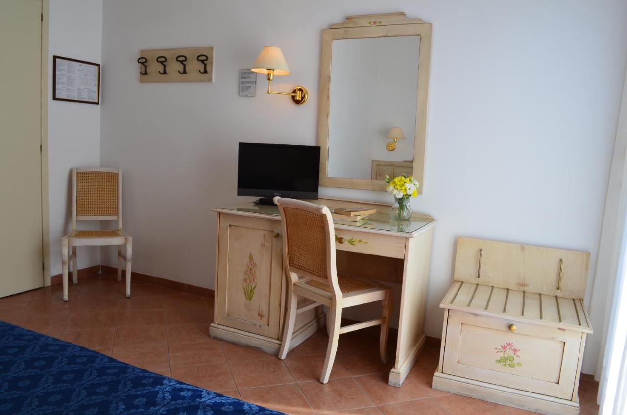 Hotel I Due Gabbiani Citr 9006 Andora Екстер'єр фото
