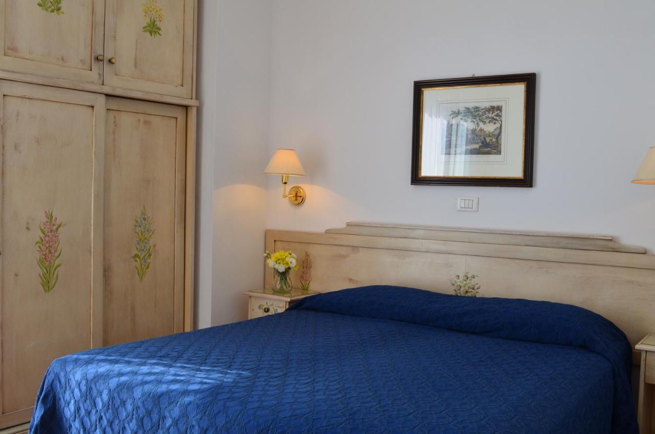 Hotel I Due Gabbiani Citr 9006 Andora Екстер'єр фото